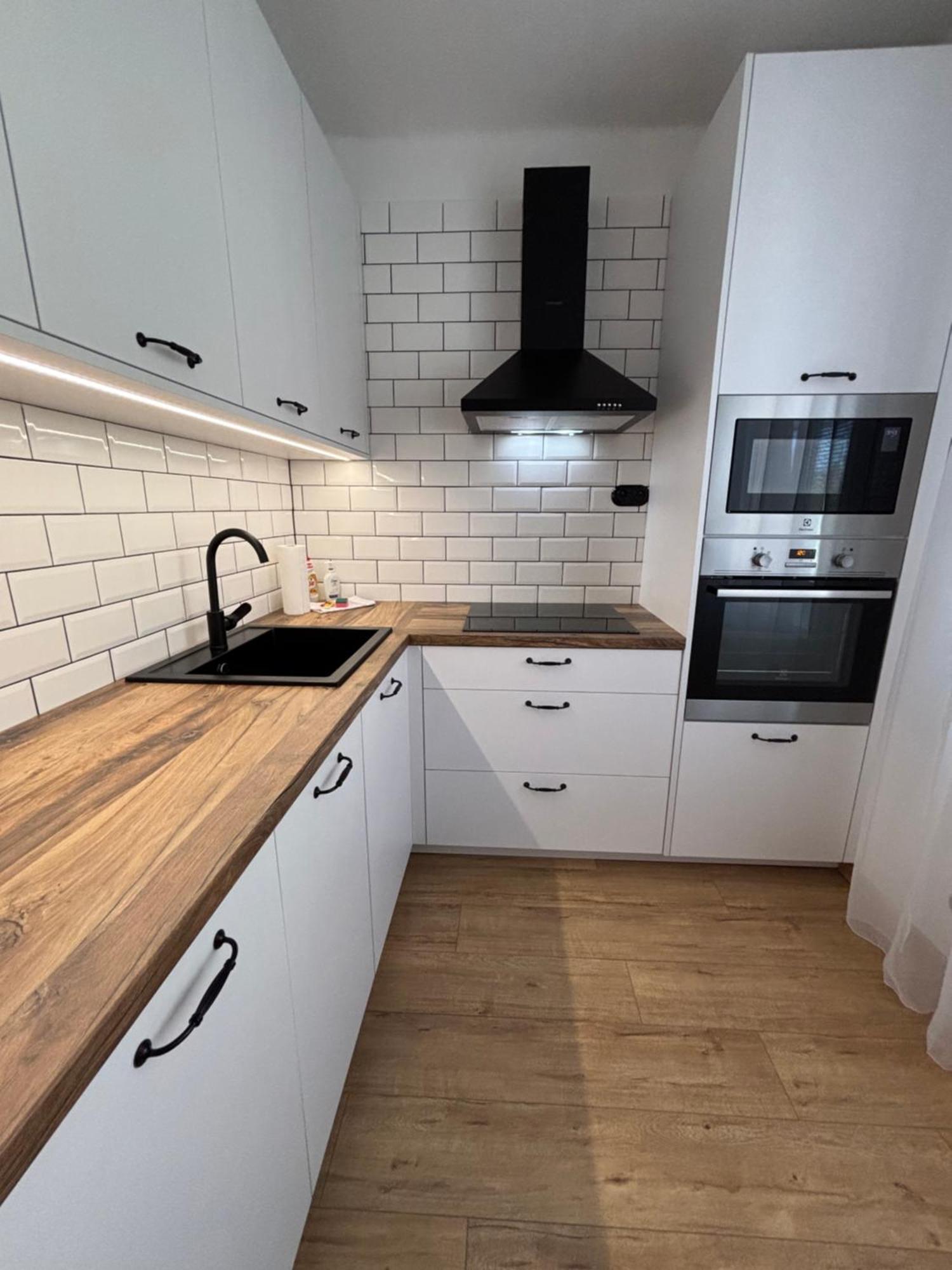 City Heart Luxury Apartment Nove Zamky Exterior photo
